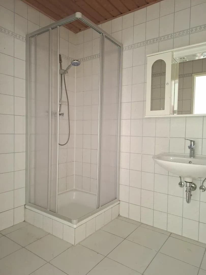 3-Zimmer-Wohnung mieten in Baden – 60 m², € 803 – Bild 6 von 7