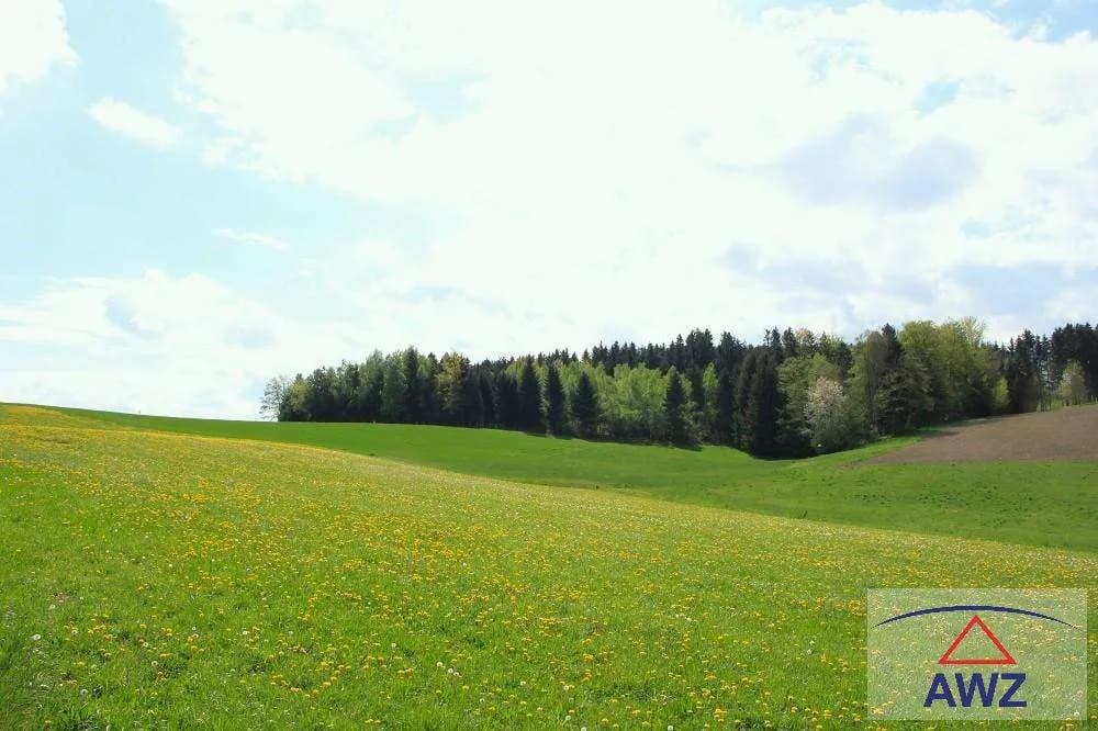 Grundstück kaufen in Braunau am Inn – 1 050 m², € 80.500