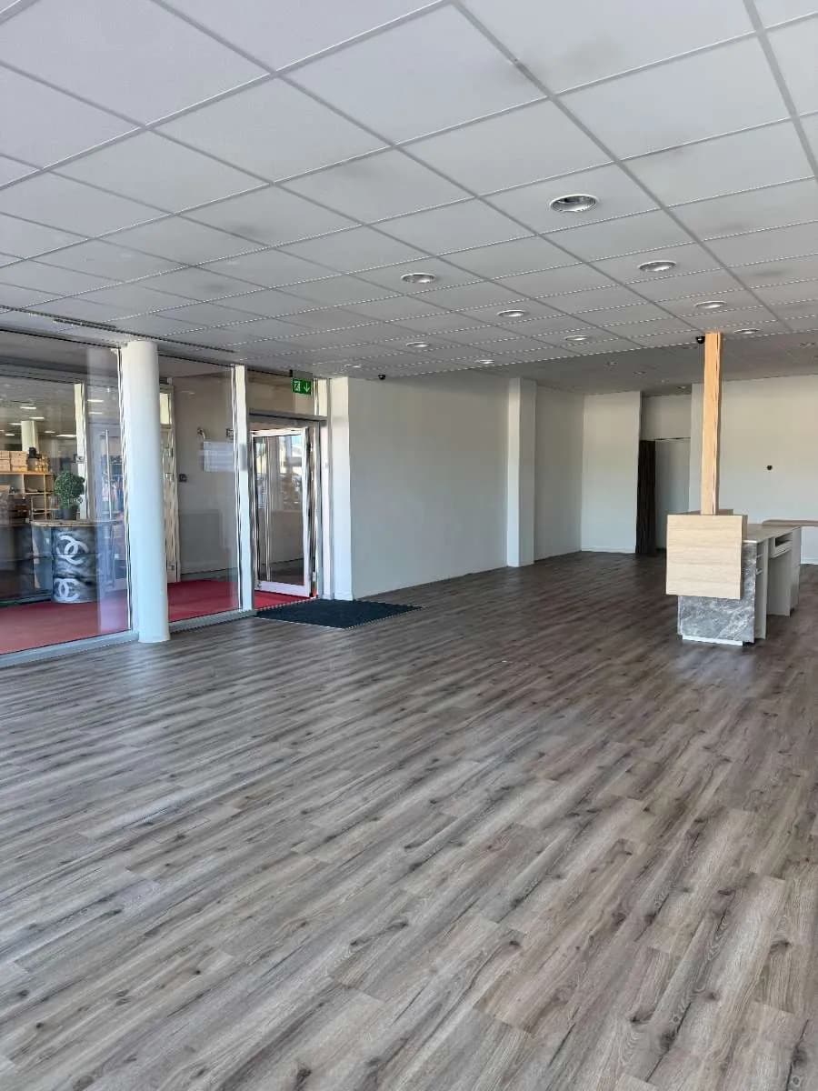 Gewerbeimmobilie mieten in Vöcklabruck – 98 m², € 1.652 – Bild 3 von 6