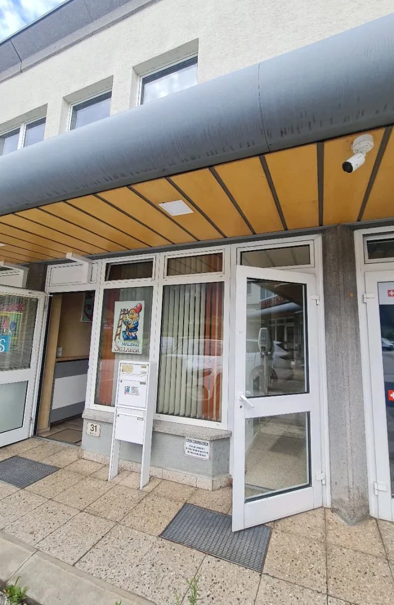 2-Zimmer-Gewerbeimmobilie mieten in Schwaz – 70 m², € 700 – Bild 1 von 10