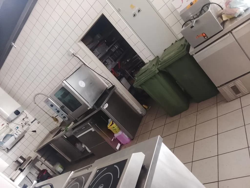 Gewerbeimmobilie mieten in Linz Land – 110 m², € 15 – Bild 8 von 18