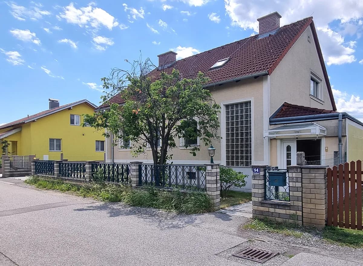 Haus kaufen in Wiener Neustadt Land – 150 m², € 389.000