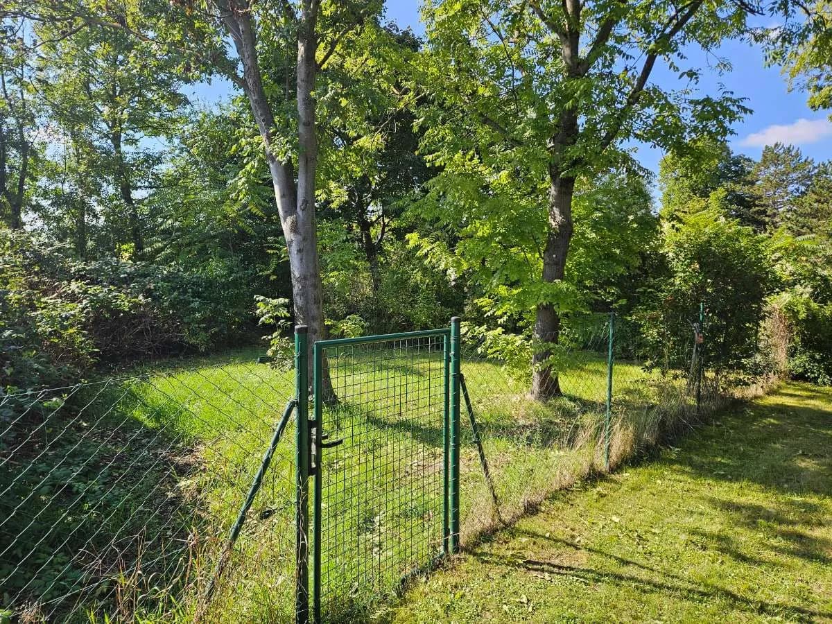 Grundstück mieten in Wien – 230 m², € 230 – Bild 1 von 4