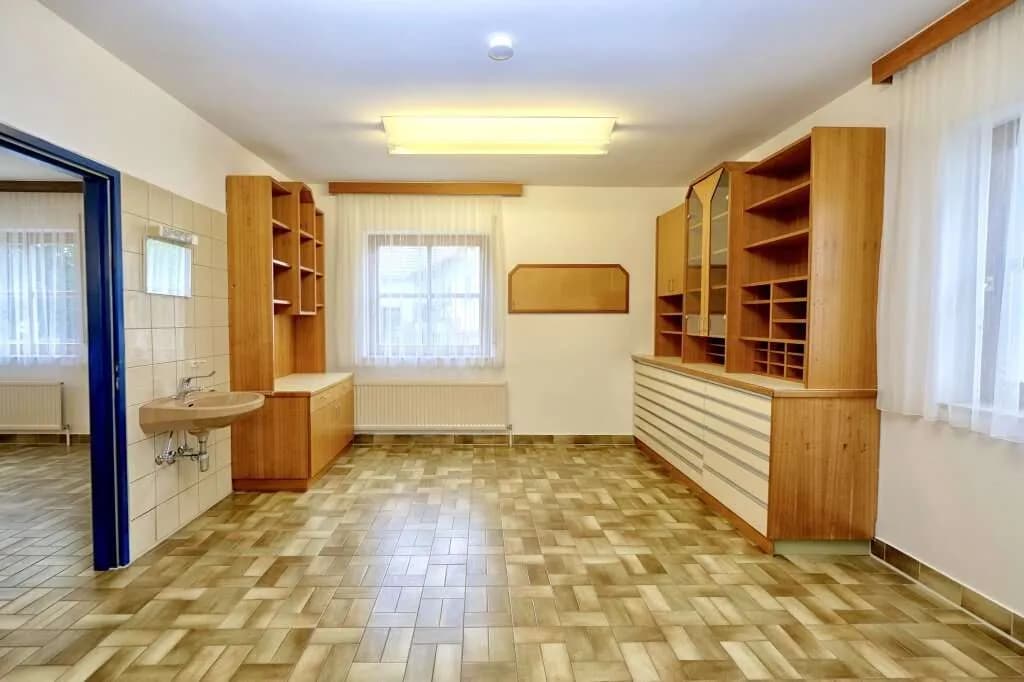 5-Zimmer-Gewerbeimmobilie mieten in Oberpullendorf – 109 m², € 498