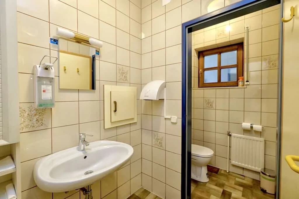 5-Zimmer-Gewerbeimmobilie mieten in Oberpullendorf – 109 m², € 498 – Bild 9 von 10