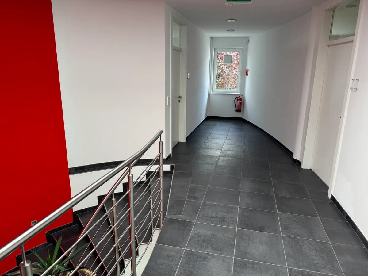 1-Zimmer-Gewerbeimmobilie mieten in Grieskirchen – 33 m², € 18 – Bild 4 von 8