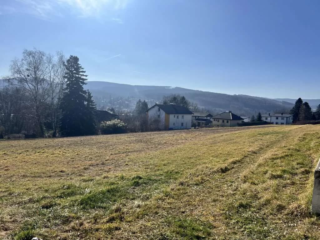 Grundstück kaufen in Sankt Pölten Land – 4 271 m², € 1.300.000 – Bild 1 von 11
