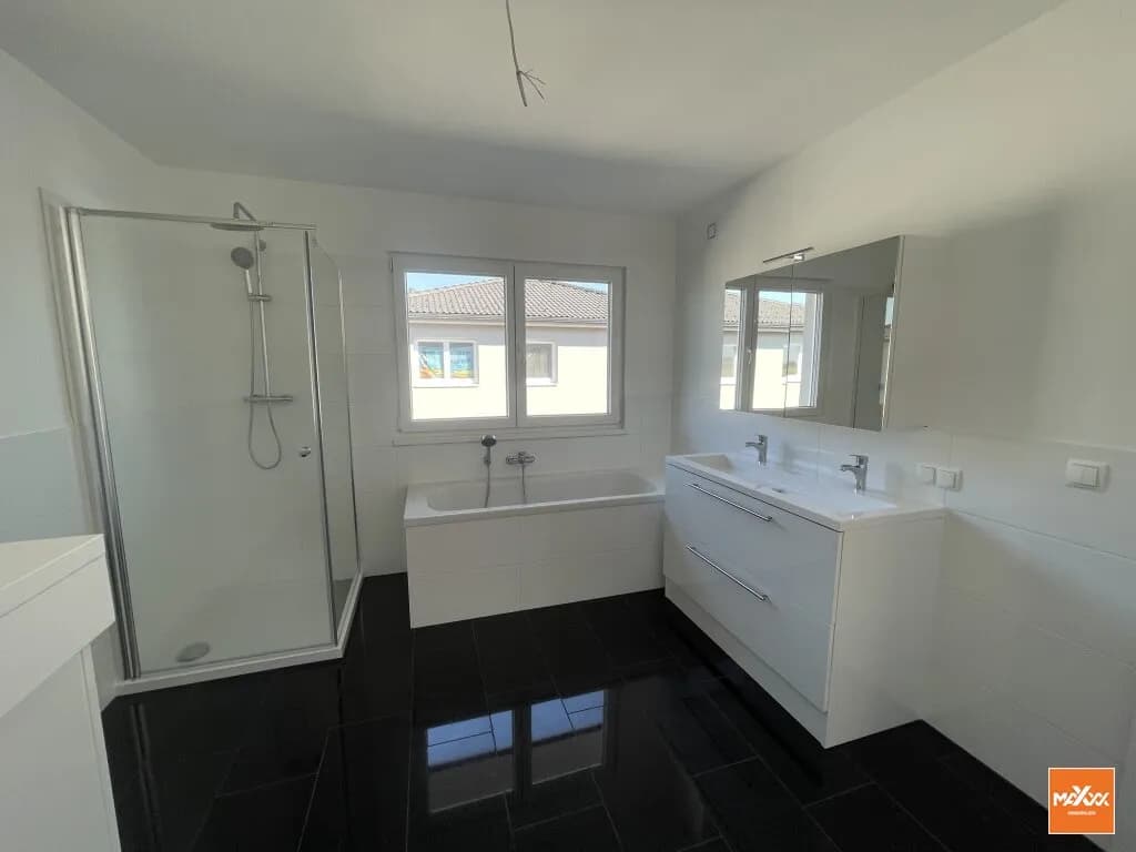 4-Zimmer-Haus mieten in Baden – 127 m², € 1.828 – Bild 6 von 9