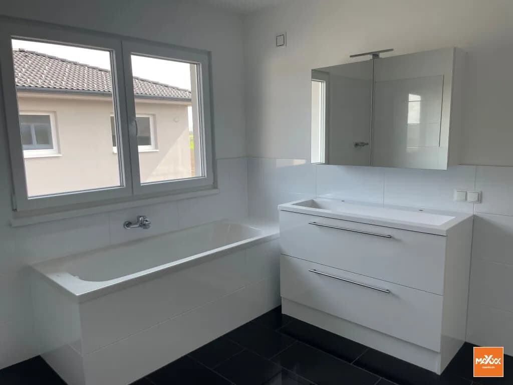 4-Zimmer-Haus mieten in Baden – 127 m², € 1.828 – Bild 7 von 9