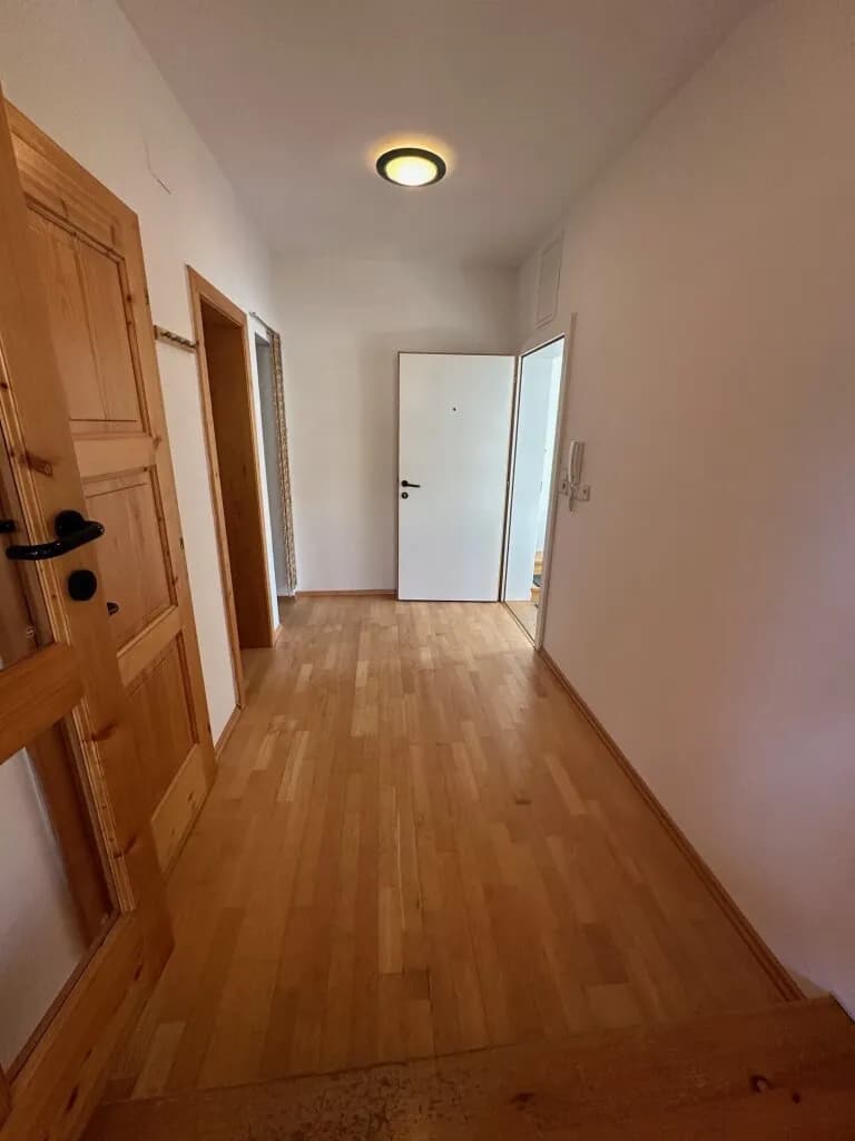 1-Zimmer-Wohnung mieten in Korneuburg – 71 m², € 781 – Bild 8 von 11