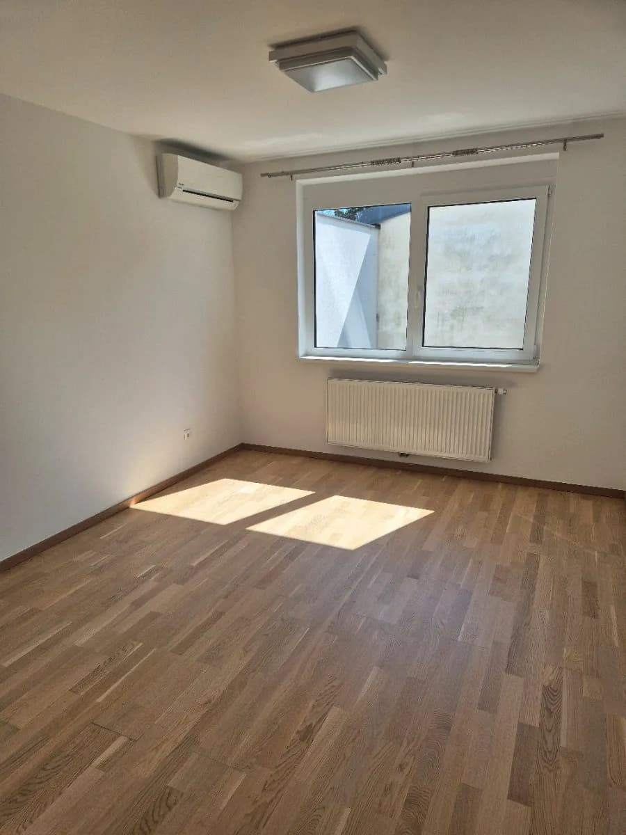 2-Zimmer-Wohnung mieten in Baden – 50 m², € 960