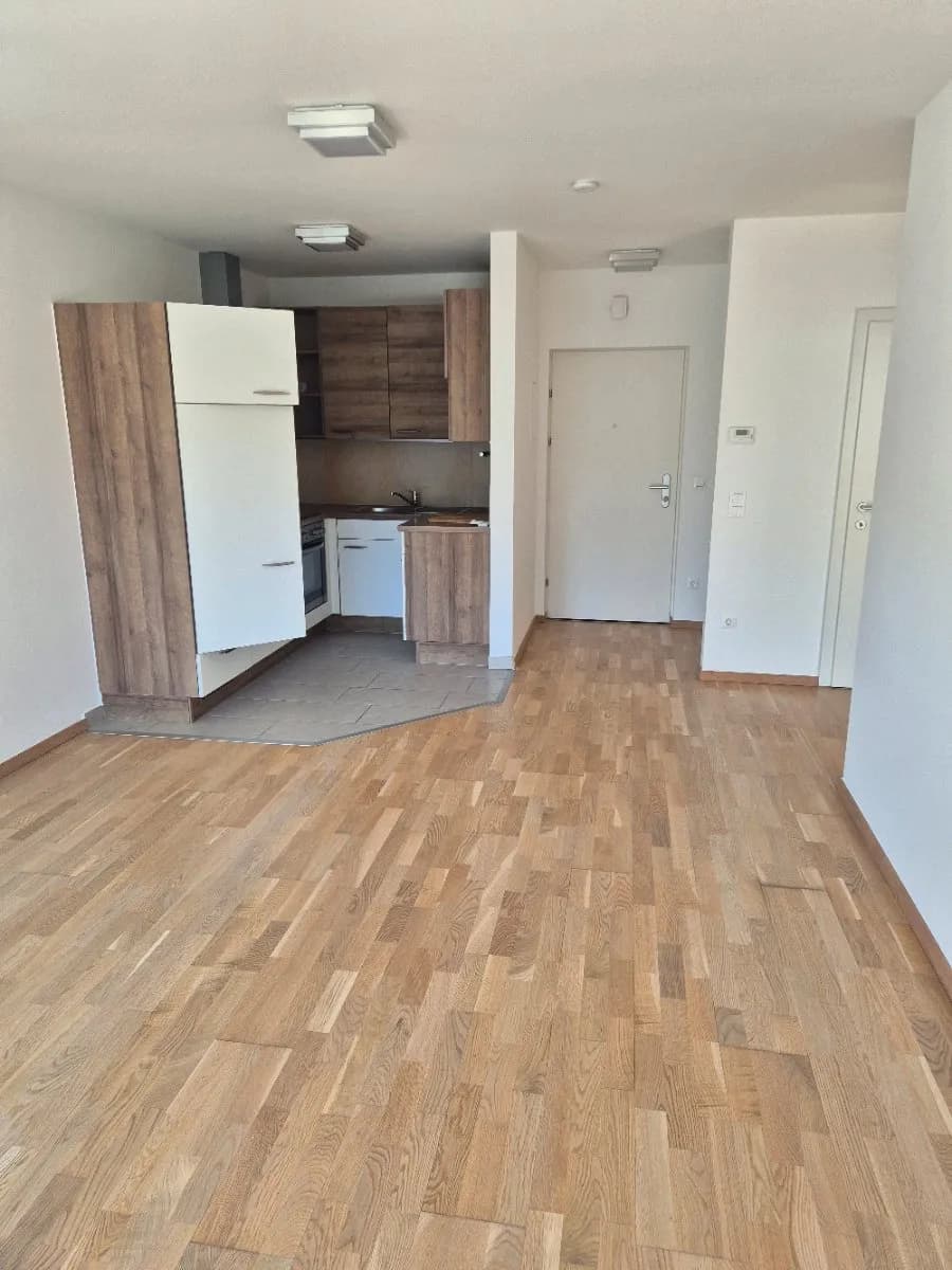 2-Zimmer-Wohnung mieten in Baden – 50 m², € 960 – Bild 7 von 10