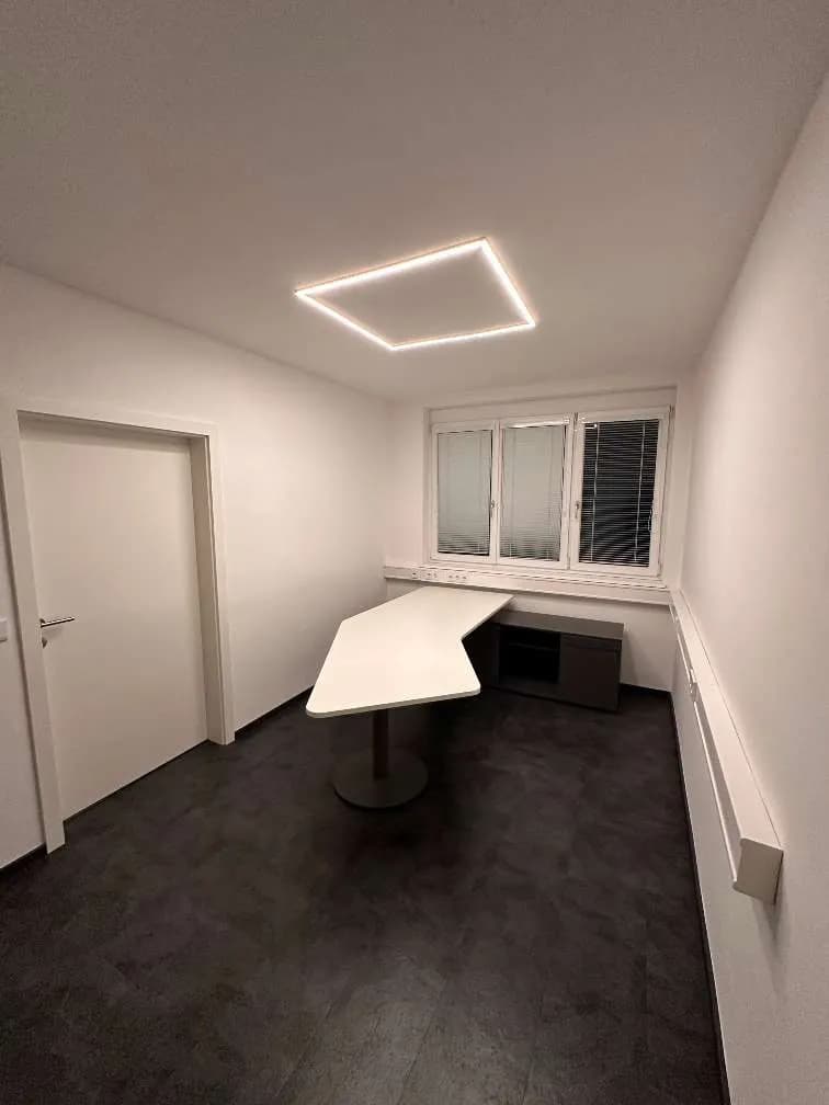 1-Zimmer-Gewerbeimmobilie mieten in Rohrbach – 13 m², € 150 – Bild 4 von 5