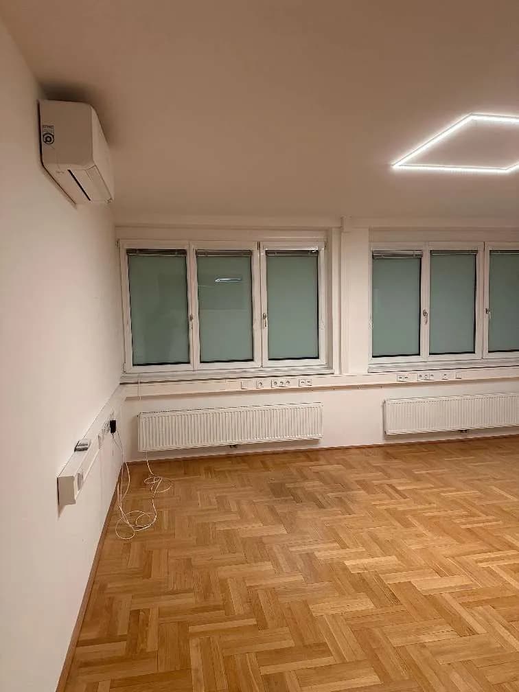 1-Zimmer-Gewerbeimmobilie mieten in Rohrbach – 30 m², € 325 – Bild 4 von 7