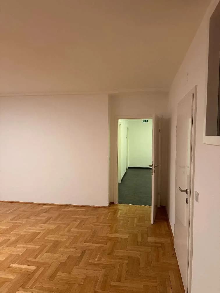1-Zimmer-Gewerbeimmobilie mieten in Rohrbach – 30 m², € 325 – Bild 6 von 7