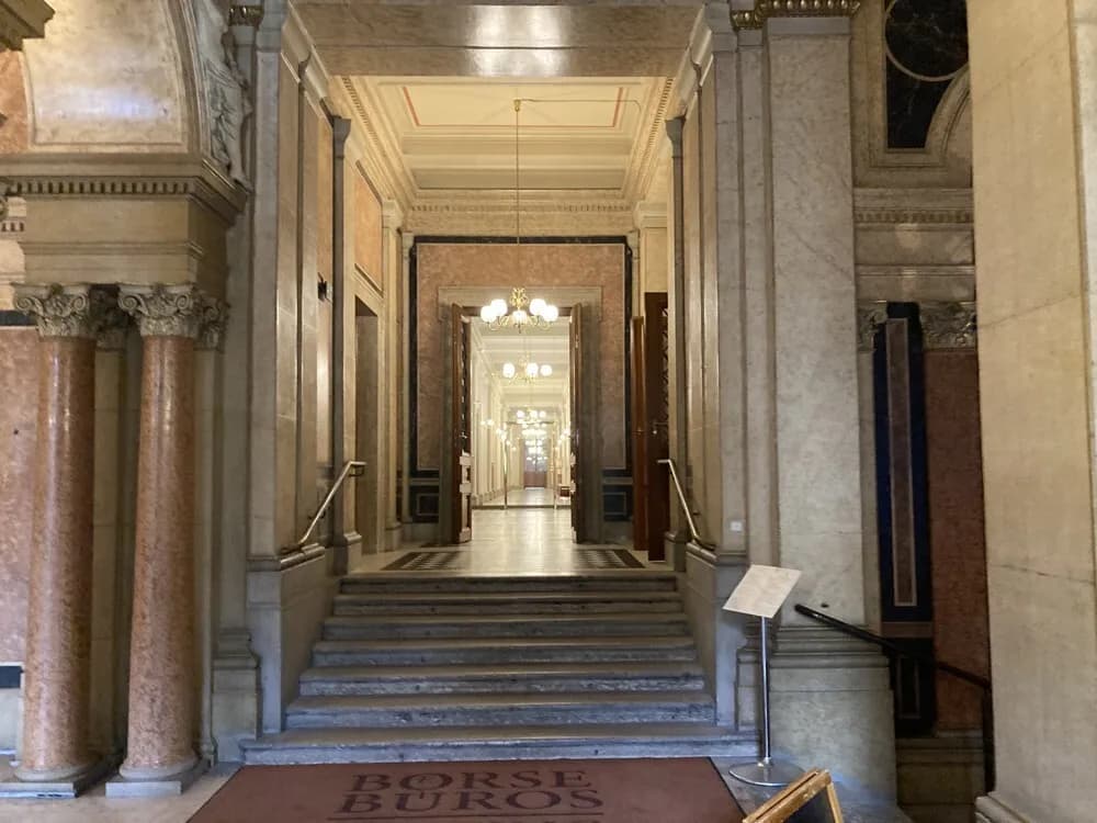 Gewerbeimmobilie mieten in Wien – 1 902 m², € 20 – Bild 3 von 8