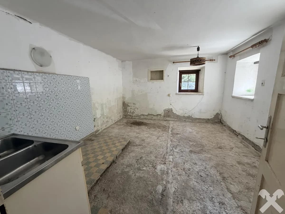8-Zimmer-Haus kaufen in Liezen – 170 m², € 140.000 – Bild 6 von 30