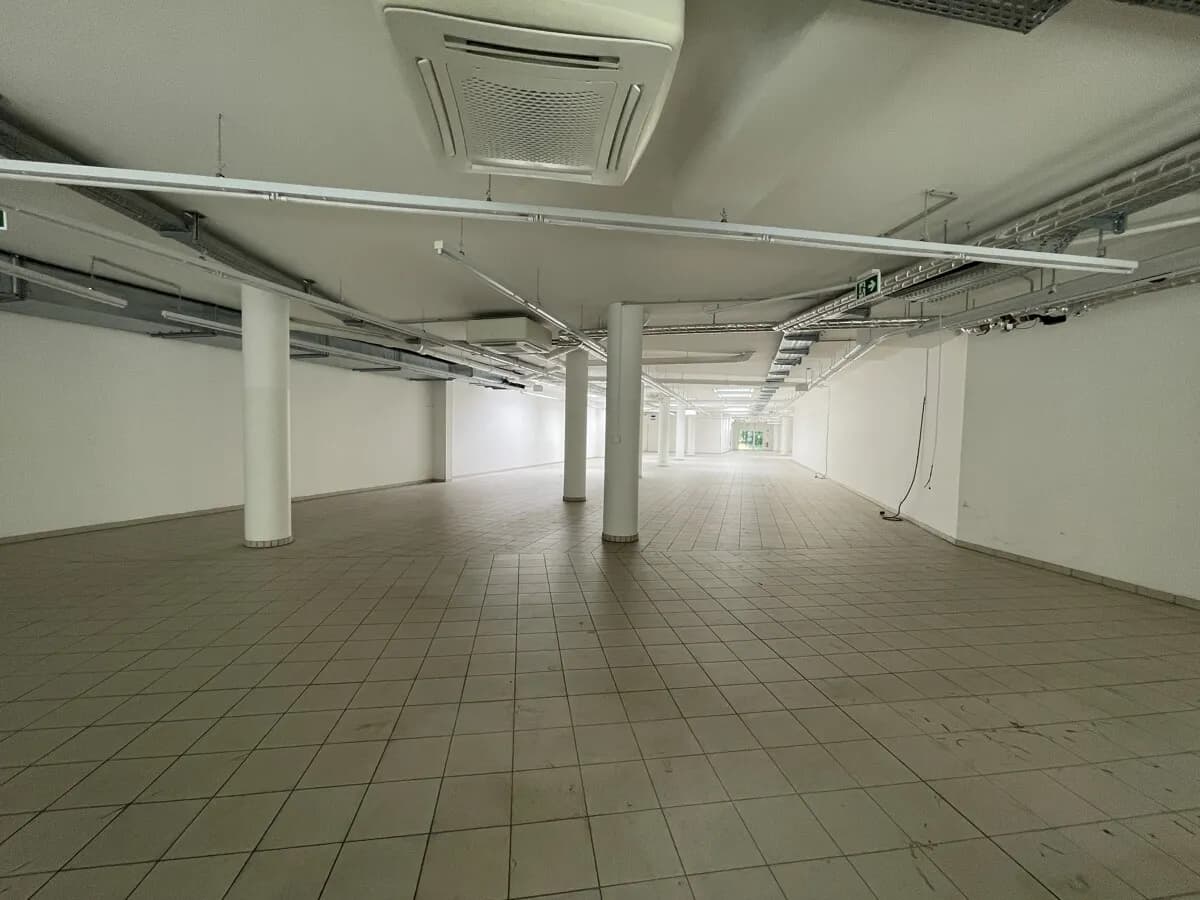 Gewerbeimmobilie mieten in Wien – 786 m², € 11.999 – Bild 4 von 9