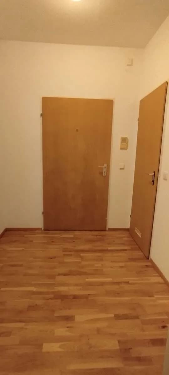 1-Zimmer-Wohnung mieten in Linz – 29 m², € 670 – Bild 5 von 8
