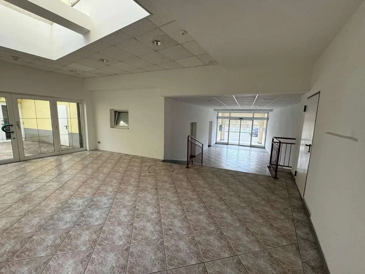 19-Zimmer-Gewerbeimmobilie kaufen in Melk – 1 337 m², € 799.000 – Bild 2 von 8