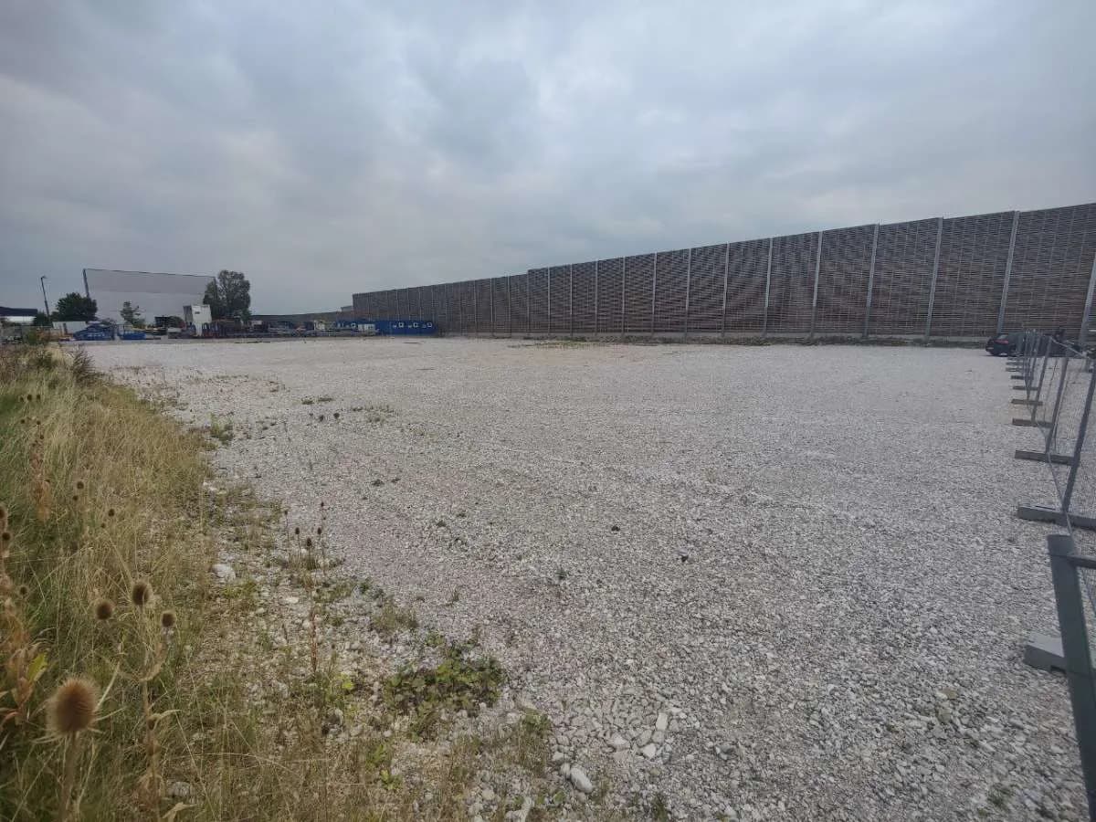 Immobilie mieten in Gmunden – 2 200 m² – Bild 5 von 8