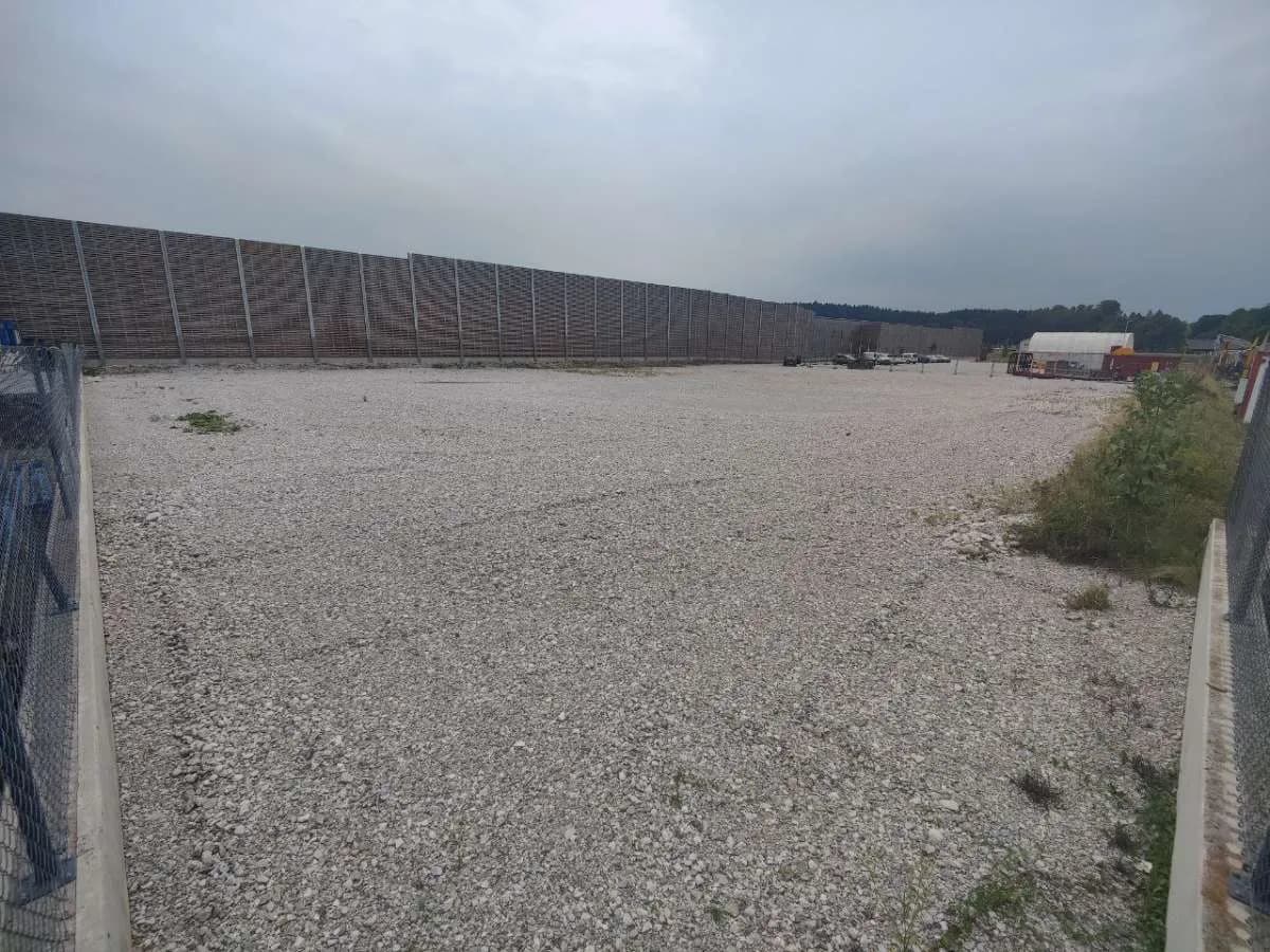 Immobilie mieten in Gmunden – 2 200 m² – Bild 6 von 8
