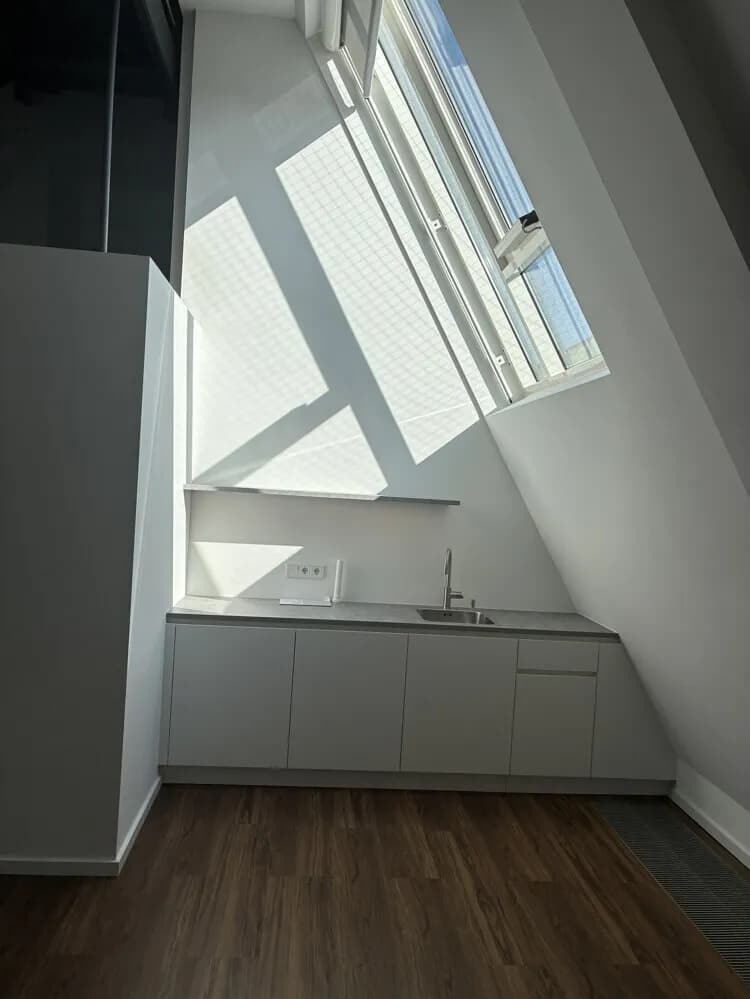 Gewerbeimmobilie mieten in Wien – 638 m², € 23 – Bild 9 von 13