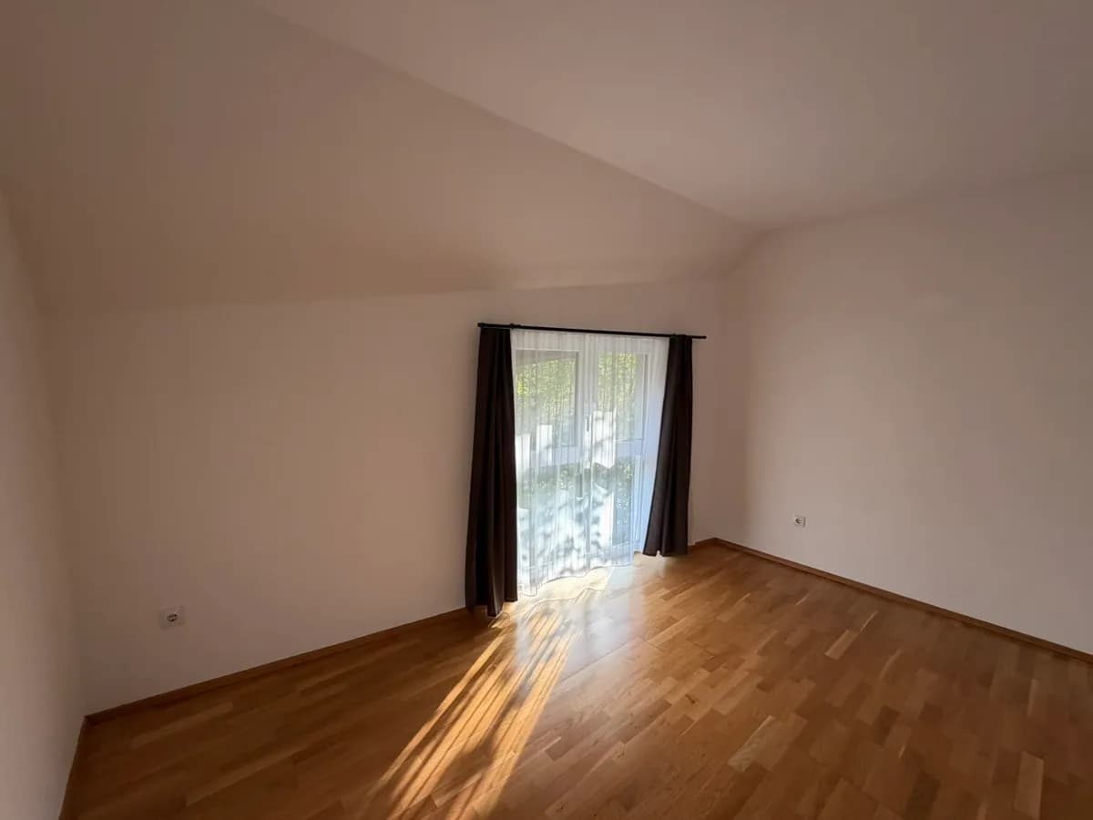 1-Zimmer-Wohnung mieten in Linz – 56 m², € 859 – Bild 5 von 10