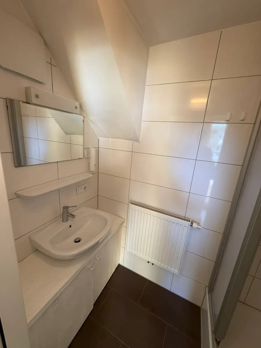 1-Zimmer-Wohnung mieten in Linz – 56 m², € 859 – Bild 8 von 10