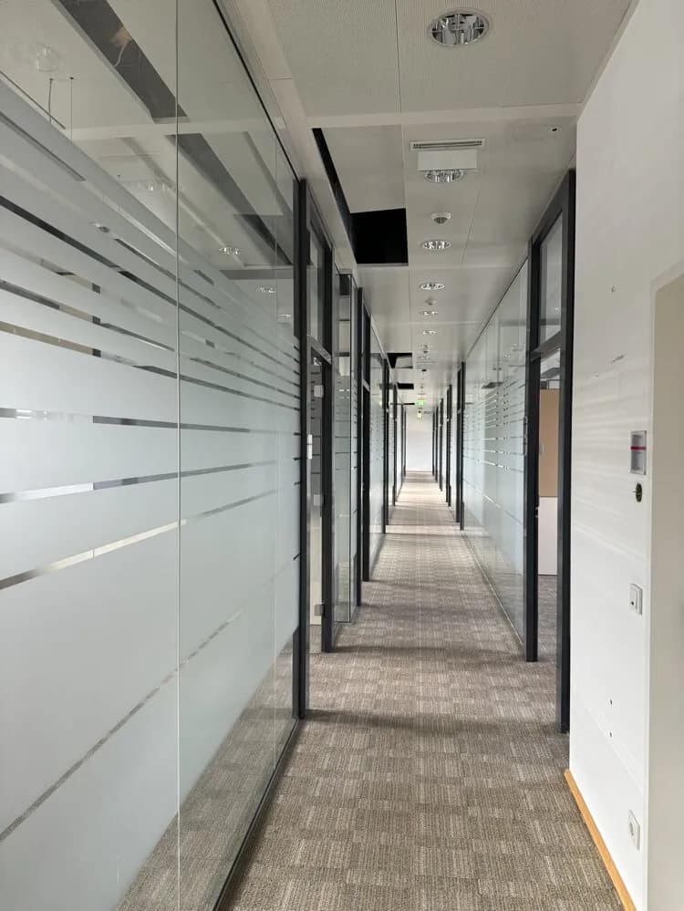 Gewerbeimmobilie mieten in Wien – 1 316 m², € 13 – Bild 10 von 11