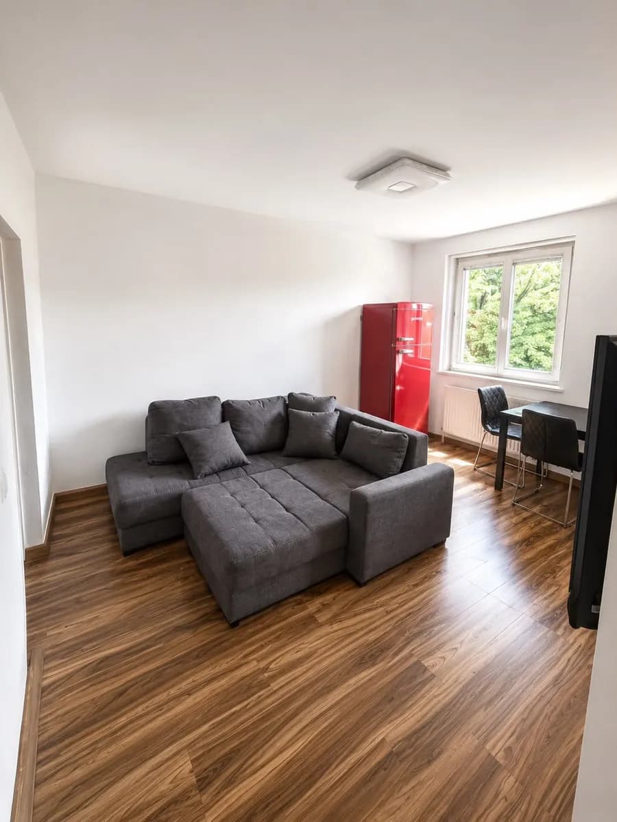 3-Zimmer-Wohnung mieten in Wien – 65 m², € 530 – Bild 2 von 9