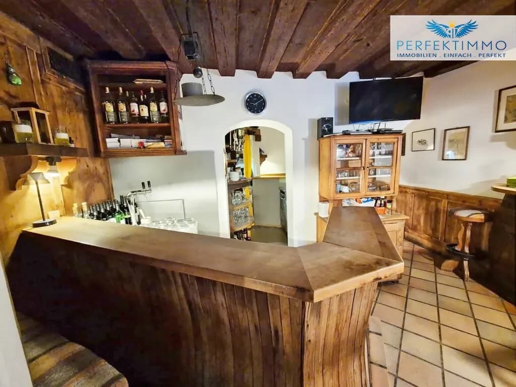 Gewerbeimmobilie kaufen in Innsbruck – 34 m², € 205.000 – Bild 1 von 16
