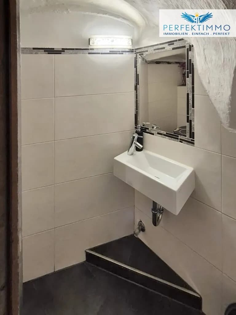Gewerbeimmobilie kaufen in Innsbruck – 34 m², € 205.000 – Bild 11 von 16