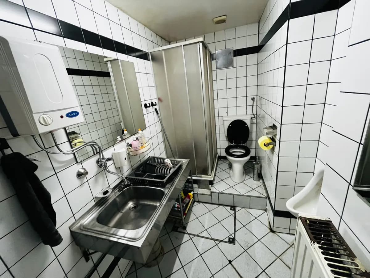 Gewerbeimmobilie mieten in Wien – 172 m², € 1.436 – Bild 11 von 14