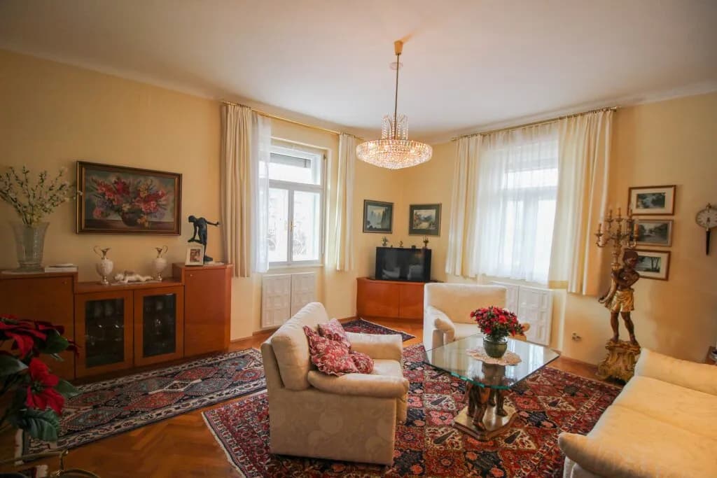 8-Zimmer-Gewerbeimmobilie kaufen in Villach – 250 m², € 698.000 – Bild 5 von 16