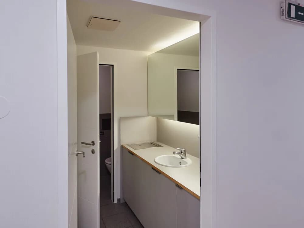 Gewerbeimmobilie mieten in Wien – 188 m², € 17 – Bild 13 von 19