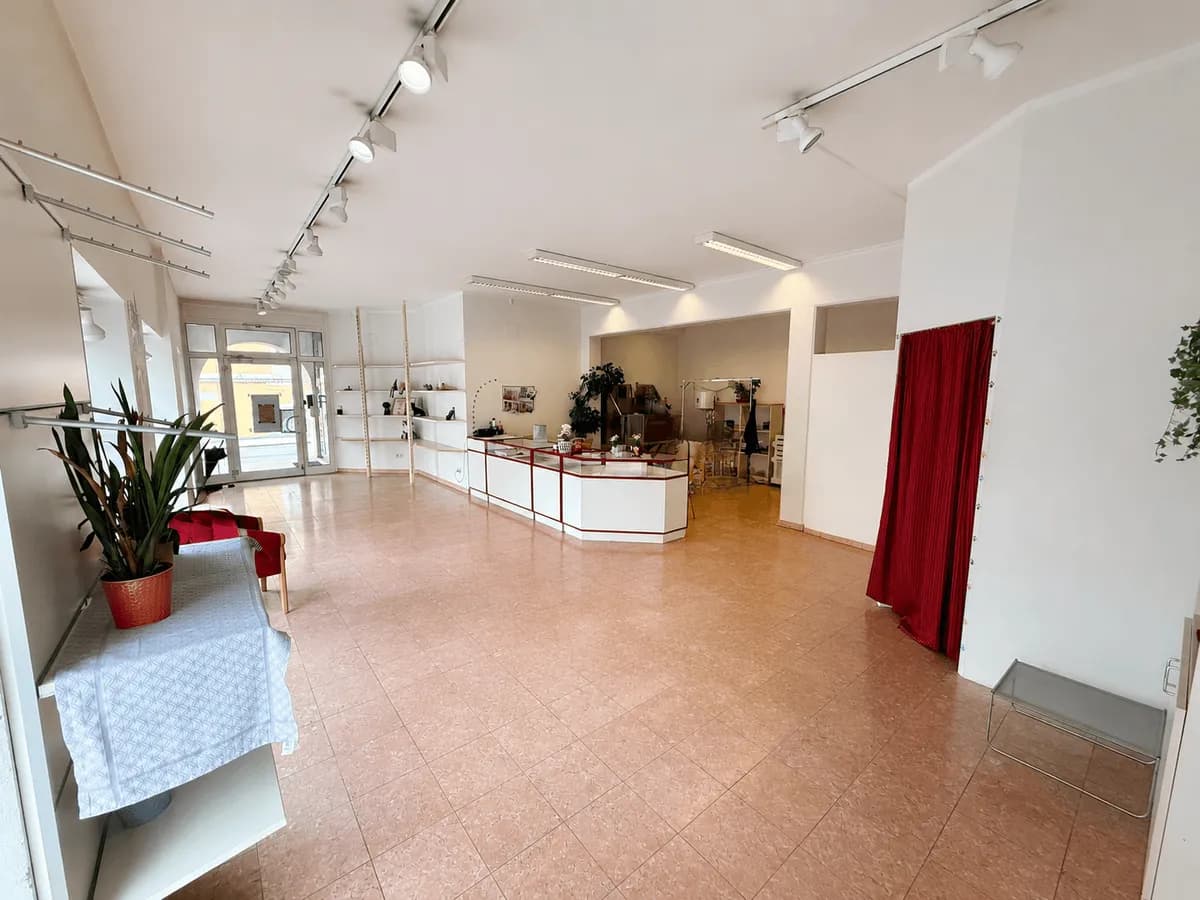 1-Zimmer-Wohnung mieten in Sankt Veit an der Glan – 74,1 m², € 612 – Bild 1 von 7