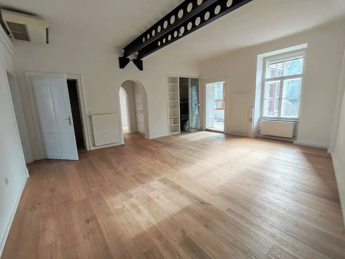6-Zimmer-Gewerbeimmobilie mieten in Graz – 159 m², € 2.226