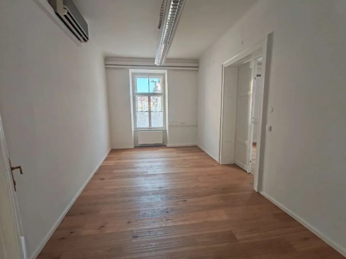 6-Zimmer-Gewerbeimmobilie mieten in Graz – 159 m², € 2.226 – Bild 3 von 6