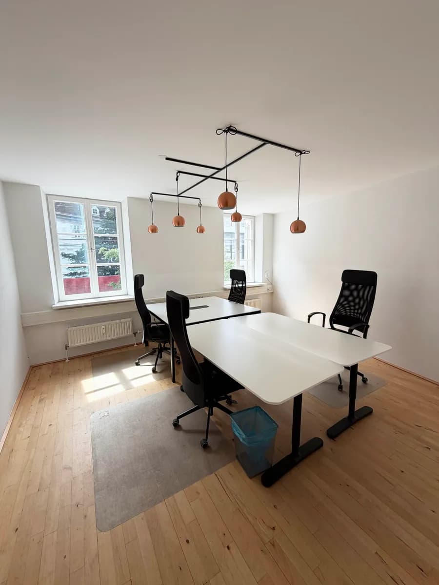 8-Zimmer-Gewerbeimmobilie mieten in Innsbruck – 215 m², € 5.664 – Bild 5 von 9