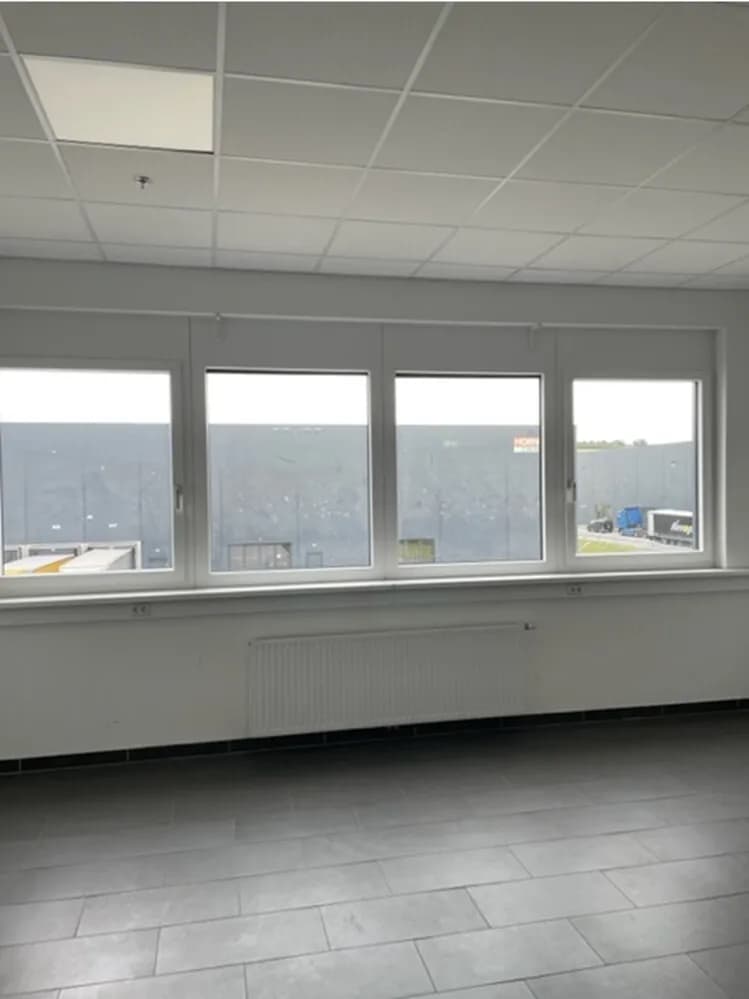 Gewerbeimmobilie mieten in Bruck an der Leitha – € 6 – Bild 5 von 10