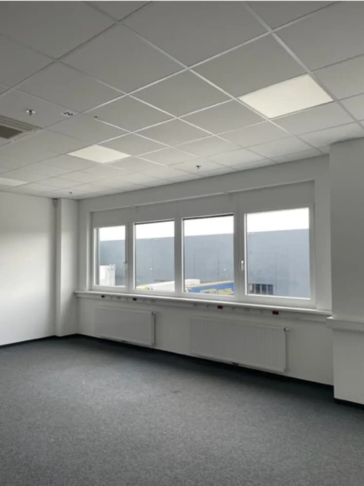 Gewerbeimmobilie mieten in Bruck an der Leitha – € 6 – Bild 8 von 10