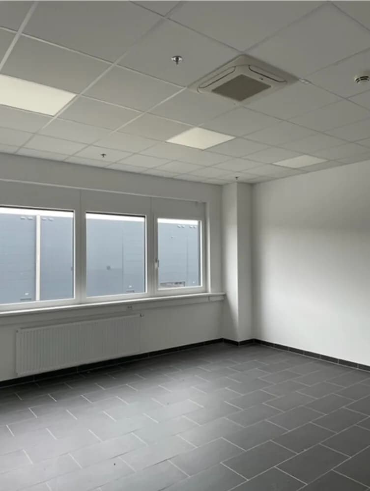 Gewerbeimmobilie mieten in Bruck an der Leitha – € 6 – Bild 9 von 10