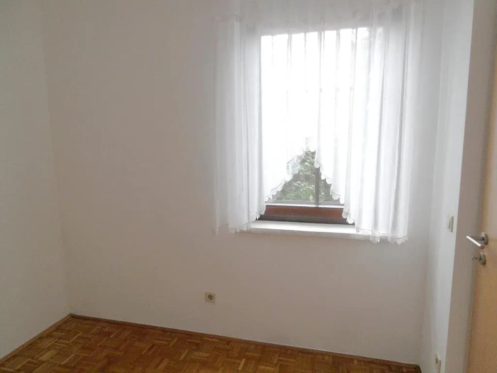 3-Zimmer-Wohnung mieten in Linz – 75 m², € 924 – Bild 5 von 8