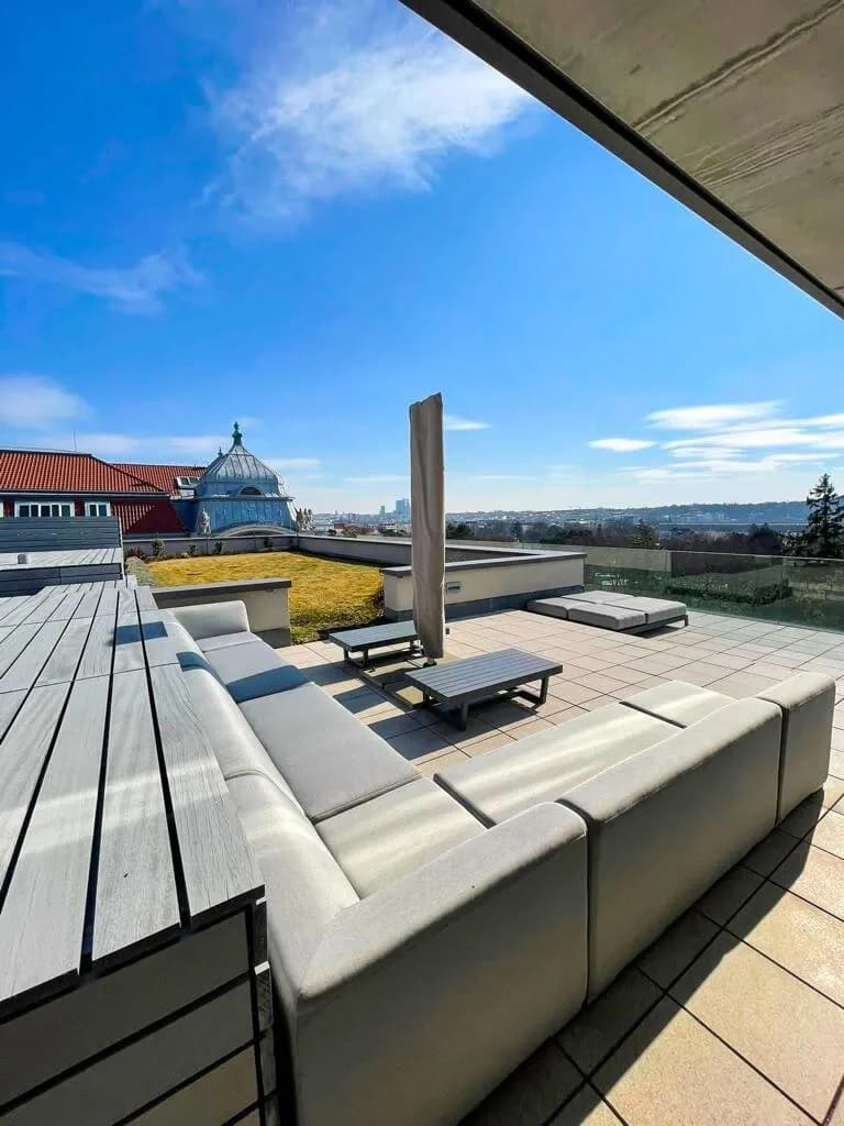 3-Zimmer-Wohnung mieten in Wien – 132,7 m², € 6.300 – Bild 2 von 22