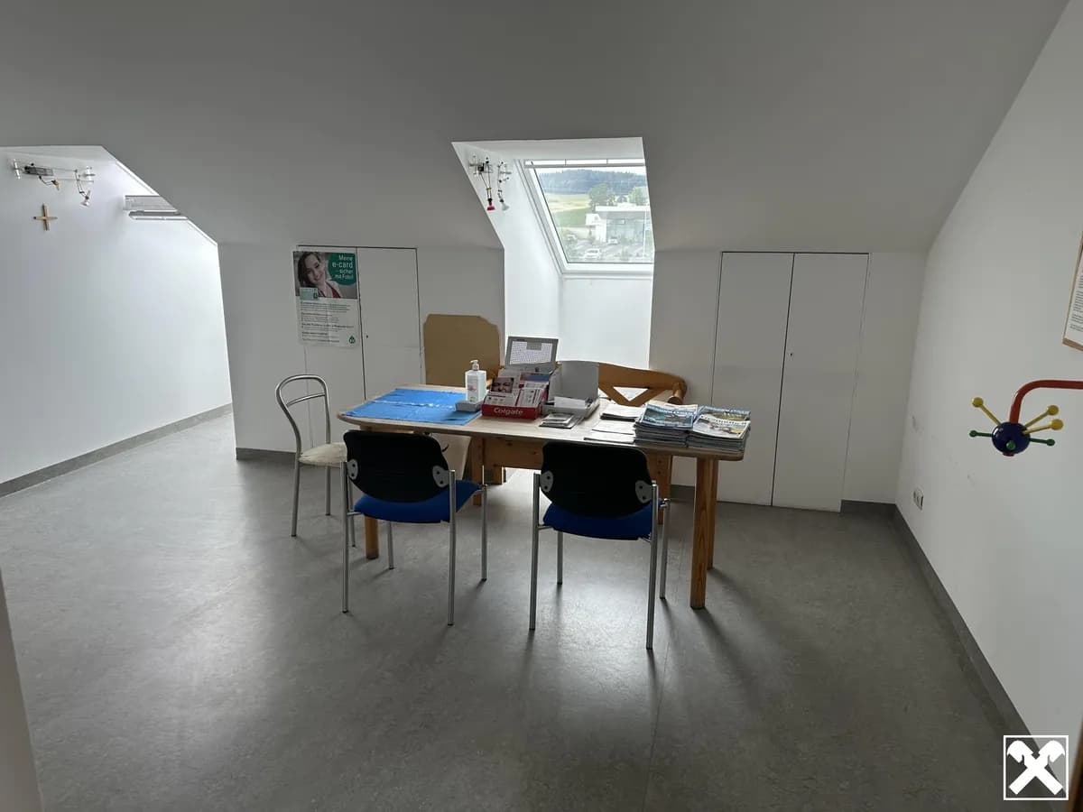 6-Zimmer-Gewerbeimmobilie mieten in Zwettl – 155 m², € 1.790 – Bild 4 von 8