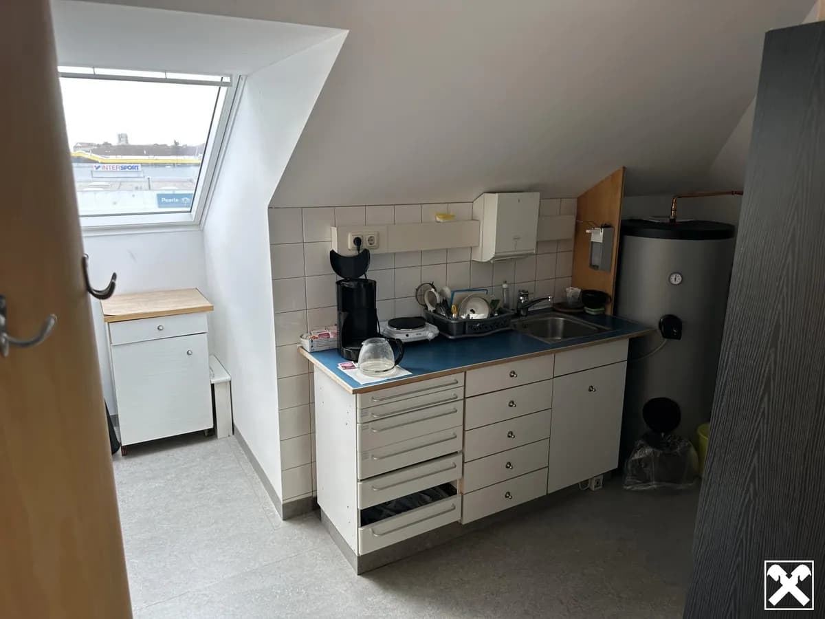 6-Zimmer-Gewerbeimmobilie mieten in Zwettl – 155 m², € 1.790 – Bild 6 von 8