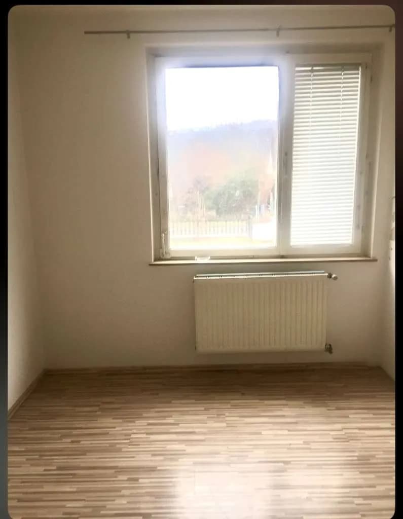 6-Zimmer-Haus mieten in Tulln – 160 m², € 1.500 – Bild 33 von 34