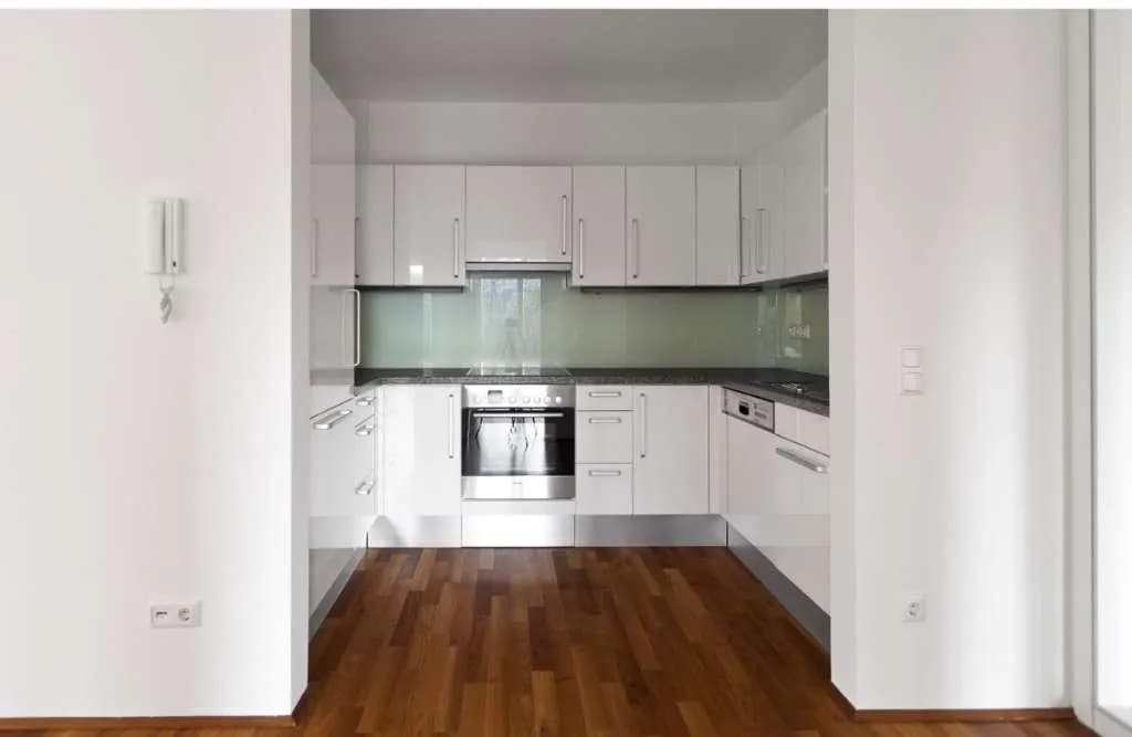 1-Zimmer-Gewerbeimmobilie mieten in Salzburg-Umgebung – 13 m², € 12 – Bild 5 von 8
