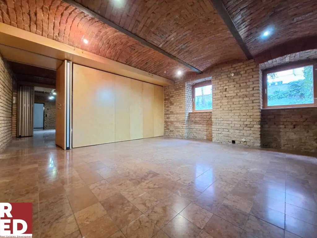 10-Zimmer-Gewerbeimmobilie kaufen in Wien – 828 m² – Bild 12 von 20
